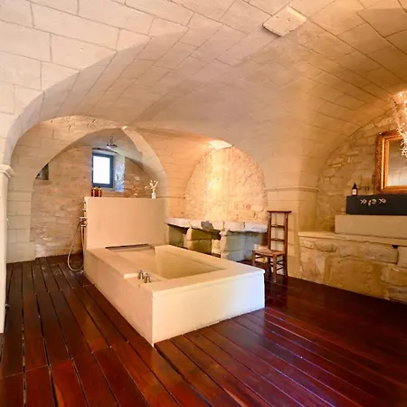 Magnifique Mas Avec Piscine Et Hammam A 5 Min D'uzes Villa